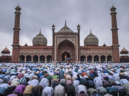 Delhi HC allows 50 people to offer namaz at Nizamuddin Markaz during Ramzan | Delhi HC allows 50 people to offer namaz at Nizamuddin Markaz during Ramzan