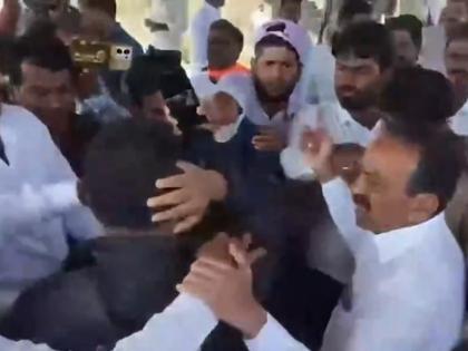 Telangana BJP MP Eatala Rajender Slaps Real Estate Agent Over Land Encroachment and Exploitation of Poor (Watch Video) | Telangana BJP MP Eatala Rajender Slaps Real Estate Agent Over Land Encroachment and Exploitation of Poor (Watch Video) Telangana BJP MP Eatala Rajender Slaps Real Estate Agent Over Land Encroachment and Exploitation of Poor (Watch Video) | Telangana BJP MP Eatala Rajender Slaps Real Estate Agent Over Land Encroachment and Exploitation of Poor (Watch Video)