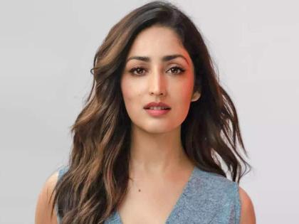 Yami Gautam's Heartwarming In-Flight Encounter with a Fan Over the Perfect Cup of Chai Wins Hearts | Yami Gautam's Heartwarming In-Flight Encounter with a Fan Over the Perfect Cup of Chai Wins Hearts