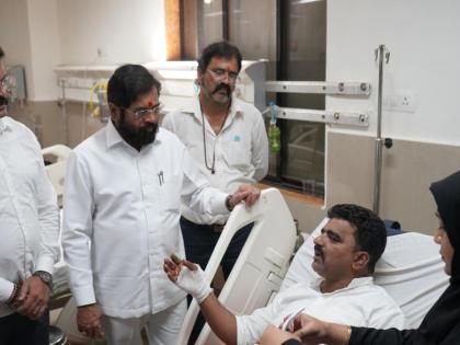 Shiv Sena Leader Nazia Sofi’s Husband Attacked by Assailants; Deputy CM Eknath Shinde Visits Him at Hospital | Shiv Sena Leader Nazia Sofi’s Husband Attacked by Assailants; Deputy CM Eknath Shinde Visits Him at Hospital Shiv Sena Leader Nazia Sofi’s Husband Attacked by Assailants; Deputy CM Eknath Shinde Visits Him at Hospital | Shiv Sena Leader Nazia Sofi’s Husband Attacked by Assailants; Deputy CM Eknath Shinde Visits Him at Hospital