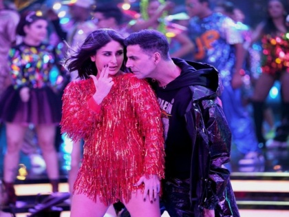 Bebo and Akki's first look from 'Chandigarh Mein' song released | Bebo and Akki's first look from 'Chandigarh Mein' song released