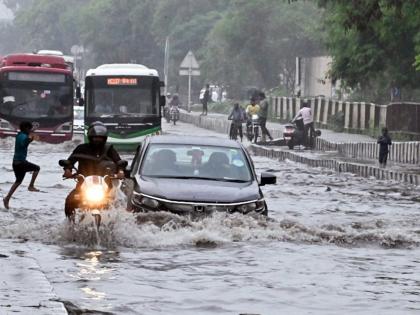 Delhi, schools in capital to be shut tomorrow amid heavy rains | Delhi, schools in capital to be shut tomorrow amid heavy rains