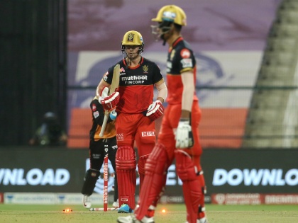 Sunrisers restrict Bangalore to 132 after 20 overs in eliminator clash | Sunrisers restrict Bangalore to 132 after 20 overs in eliminator clash