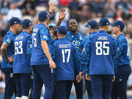 England Make ODI History with 342-Run Win Over South Africa (VIDEO) | England Make ODI History with 342-Run Win Over South Africa (VIDEO)