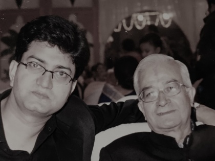 Lyricist Prasoon Joshi's father Devendra Kumar Joshi dies at 85 | Lyricist Prasoon Joshi's father Devendra Kumar Joshi dies at 85