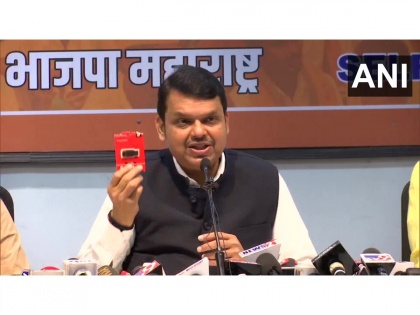 Fadnavis: "I have 6.3 GB data of info of alleged transfer posting racket of IPS & non-IPS officers | Fadnavis: "I have 6.3 GB data of info of alleged transfer posting racket of IPS & non-IPS officers