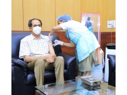 Maharashtra CM Uddhav Thackeray takes second shot of COVID vaccine | Maharashtra CM Uddhav Thackeray takes second shot of COVID vaccine
