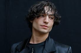 Flash actor Ezra Miller arrested for yelling obscenities at a Hawaii bar | Flash actor Ezra Miller arrested for yelling obscenities at a Hawaii bar