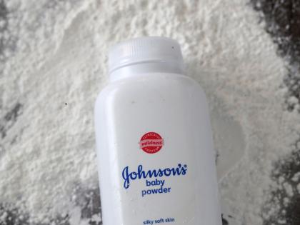 Maharashtra cancels license of Johnson & Johnson baby powder | Maharashtra cancels license of Johnson & Johnson baby powder Maharashtra cancels license of Johnson & Johnson baby powder | Maharashtra cancels license of Johnson & Johnson baby powder
