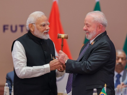 PM Modi hands over gavel of G20 presidency to Brazil President, proposes virtual summit in November | PM Modi hands over gavel of G20 presidency to Brazil President, proposes virtual summit in November