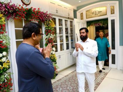 Maharashtra CM Eknath Shinde visits MNS chief Raj Thackeray’s residence to pay obeisance to Lord Ganesh | Maharashtra CM Eknath Shinde visits MNS chief Raj Thackeray’s residence to pay obeisance to Lord Ganesh
