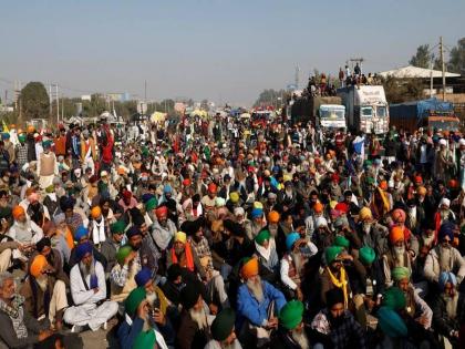 Maharashtra farmers outfit stages protest over various demands in Latur | Maharashtra farmers outfit stages protest over various demands in Latur