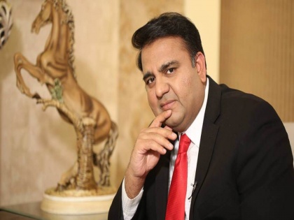 Pakistan minister Fawad Chaudhry got trolled for calling 'Garlic as Adrak', nitizens say "Upgrading my Vocabulary' | Pakistan minister Fawad Chaudhry got trolled for calling 'Garlic as Adrak', nitizens say "Upgrading my Vocabulary'