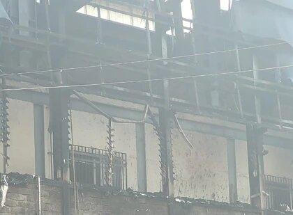 Mumbai: Fire breaks outside of Andheri railway station, no casualties reported | Mumbai: Fire breaks outside of Andheri railway station, no casualties reported