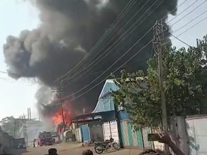 Fire breaks out in Chemical factory Gokul Shirgaon, no casualty reported | Fire breaks out in Chemical factory Gokul Shirgaon, no casualty reported