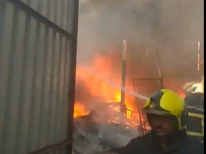 Factory Near Sakinaka, Mumbai Engulfed in Flames, No Casualties | Factory Near Sakinaka, Mumbai Engulfed in Flames, No Casualties