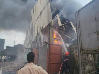 Fire breaks out at dyeing company in Bhiwandi, no casualty reported | Fire breaks out at dyeing company in Bhiwandi, no casualty reported