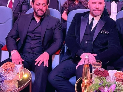 My name is Salman Khan: Sultan star meets John Travolta at awards show in Riyadh | My name is Salman Khan: Sultan star meets John Travolta at awards show in Riyadh
