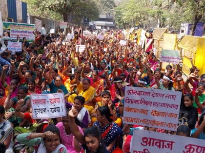 Mumbai: Adivasis stage protest against deforestation in Bandra | Mumbai: Adivasis stage protest against deforestation in Bandra