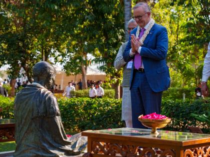 Australia PM Anthony Albanese arrives in India, visits Sabarmati Ashram | Australia PM Anthony Albanese arrives in India, visits Sabarmati Ashram