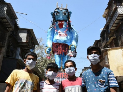 Coronavirus themed life sized effigy to be burned for Holika Dahan in Mumbai | Coronavirus themed life sized effigy to be burned for Holika Dahan in Mumbai