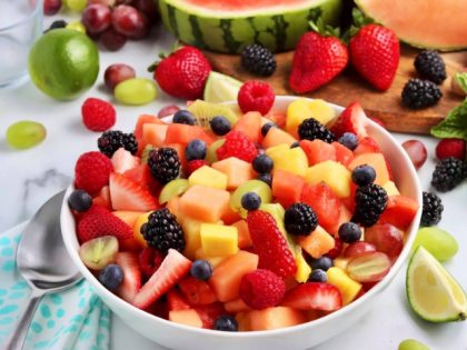 Want a Healthier Heart? Which Five Fruits Should You Include in Your Daily Diet? | Want a Healthier Heart? Which Five Fruits Should You Include in Your Daily Diet?