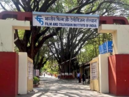 Case Registered Against 7 Members of Student Union for Putting Up Controversial Hoardings on FTII Premises | Case Registered Against 7 Members of Student Union for Putting Up Controversial Hoardings on FTII Premises