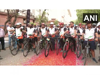 Azadi Ka Amrit Mahotsav: CBDT organizes 'Cyclothon' event | Azadi Ka Amrit Mahotsav: CBDT organizes 'Cyclothon' event