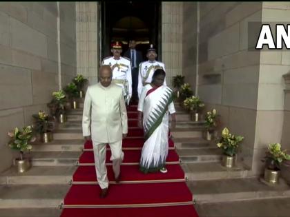 Outgoing President Ram Nath Kovind extend greetings to President-elect Droupadi Murmu | Outgoing President Ram Nath Kovind extend greetings to President-elect Droupadi Murmu Outgoing President Ram Nath Kovind extend greetings to President-elect Droupadi Murmu | Outgoing President Ram Nath Kovind extend greetings to President-elect Droupadi Murmu
