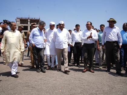 Minister Radhakrishna Vikhe Patil inspects Palkhi facilities, Stresses pilgrim needs | Minister Radhakrishna Vikhe Patil inspects Palkhi facilities, Stresses pilgrim needs