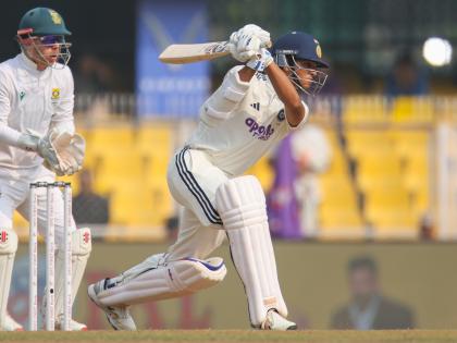 Yashasvi Jaiswal Scores His Maiden Fifty Against South Africa During IND vs SA 2nd Test in Guwahati (VIDEO) | Yashasvi Jaiswal Scores His Maiden Fifty Against South Africa During IND vs SA 2nd Test in Guwahati (VIDEO)