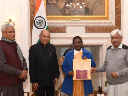 President Droupadi Murmu Receives Invitation To Attend Ram Mandir Consecration on January 22 | President Droupadi Murmu Receives Invitation To Attend Ram Mandir Consecration on January 22 President Droupadi Murmu Receives Invitation To Attend Ram Mandir Consecration on January 22 | President Droupadi Murmu Receives Invitation To Attend Ram Mandir Consecration on January 22