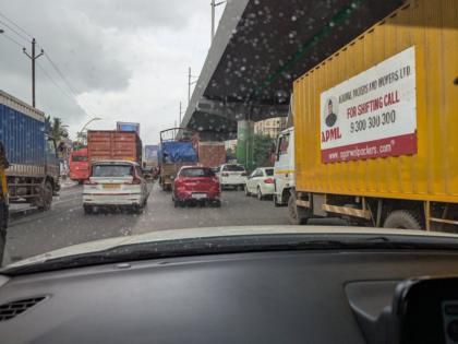 Ghodbunder Road Traffic Update: Long Queues of Vehicles Reported, Cop Injured After Two Loaded Trucks Collide in Thane | Ghodbunder Road Traffic Update: Long Queues of Vehicles Reported, Cop Injured After Two Loaded Trucks Collide in Thane Ghodbunder Road Traffic Update: Long Queues of Vehicles Reported, Cop Injured After Two Loaded Trucks Collide in Thane | Ghodbunder Road Traffic Update: Long Queues of Vehicles Reported, Cop Injured After Two Loaded Trucks Collide in Thane
