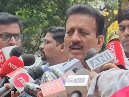 'You Took Shiv Sena to Congress, Destroyed Balasaheb's Legacy': Girish Mahajan Hits Back at Sanjay Raut | 'You Took Shiv Sena to Congress, Destroyed Balasaheb's Legacy': Girish Mahajan Hits Back at Sanjay Raut 'You Took Shiv Sena to Congress, Destroyed Balasaheb's Legacy': Girish Mahajan Hits Back at Sanjay Raut | 'You Took Shiv Sena to Congress, Destroyed Balasaheb's Legacy': Girish Mahajan Hits Back at Sanjay Raut