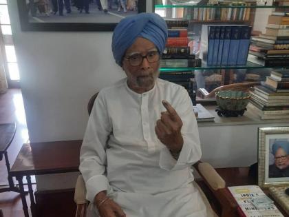 Lok Sabha Election 2024: Former PM Manmohan Singh, Ex-VP Hamid Ansari Avails Home Voting in Delhi | Lok Sabha Election 2024: Former PM Manmohan Singh, Ex-VP Hamid Ansari Avails Home Voting in Delhi