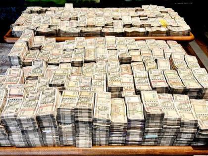 Income Tax Raids on Nashik Jewellers Result in Seizure of Rs 116 Crore in Cash and Assets | Income Tax Raids on Nashik Jewellers Result in Seizure of Rs 116 Crore in Cash and Assets