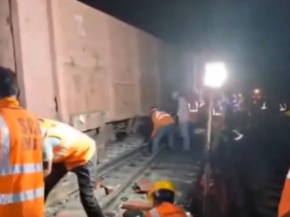 BREAKING NEWS : Train Derailed , Video Captured On Camera , Watch Now -  YouTube
