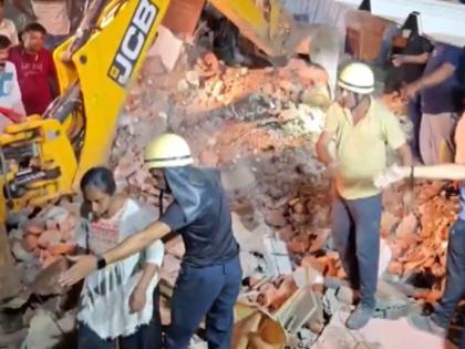 Gujarat Building Collapse: Three Rescued After 3-Storey Building Collapses in Bhavnagar (Watch Video) | Gujarat Building Collapse: Three Rescued After 3-Storey Building Collapses in Bhavnagar (Watch Video) Gujarat Building Collapse: Three Rescued After 3-Storey Building Collapses in Bhavnagar (Watch Video) | Gujarat Building Collapse: Three Rescued After 3-Storey Building Collapses in Bhavnagar (Watch Video)