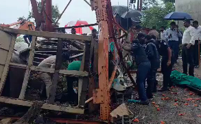 Gujarat Ropeway Accident: Six Killed As Cable Wire of Cargo Ropeway Breaks at Pavagadh Hill Temple (VIDEO) | Gujarat Ropeway Accident: Six Killed As Cable Wire of Cargo Ropeway Breaks at Pavagadh Hill Temple (VIDEO) Gujarat Ropeway Accident: Six Killed As Cable Wire of Cargo Ropeway Breaks at Pavagadh Hill Temple (VIDEO) | Gujarat Ropeway Accident: Six Killed As Cable Wire of Cargo Ropeway Breaks at Pavagadh Hill Temple (VIDEO)