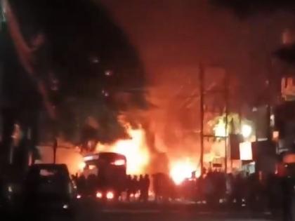 Uttarakhand: Violence Erupts in Haldwani After Demolition of 'Illegal' Madrasa; Stones Pelted, Vehicles Set On Fire | Uttarakhand: Violence Erupts in Haldwani After Demolition of 'Illegal' Madrasa; Stones Pelted, Vehicles Set On Fire Uttarakhand: Violence Erupts in Haldwani After Demolition of 'Illegal' Madrasa; Stones Pelted, Vehicles Set On Fire | Uttarakhand: Violence Erupts in Haldwani After Demolition of 'Illegal' Madrasa; Stones Pelted, Vehicles Set On Fire