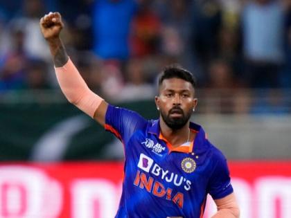IPL 2024: Hardik Pandya Slapped With Heavy Fined Rs 24 Lakh for Breaching Code of Conduct During MI vs LSG Match | IPL 2024: Hardik Pandya Slapped With Heavy Fined Rs 24 Lakh for Breaching Code of Conduct During MI vs LSG Match