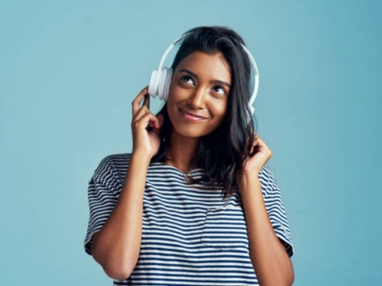 Know How Excessive Device Use, Especially Headphones, Can Impact Health | Know How Excessive Device Use, Especially Headphones, Can Impact Health