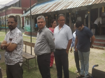 Maharashtra Lok Sabha Election 2024: High Court Judge Joins Voters in Queue as Officials Exercise Voting Rights in Nagpur | Maharashtra Lok Sabha Election 2024: High Court Judge Joins Voters in Queue as Officials Exercise Voting Rights in Nagpur