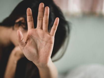 Crime Alert: Tenant girls beaten by landlord, know the details | Crime Alert: Tenant girls beaten by landlord, know the details Crime Alert: Tenant girls beaten by landlord, know the details | Crime Alert: Tenant girls beaten by landlord, know the details