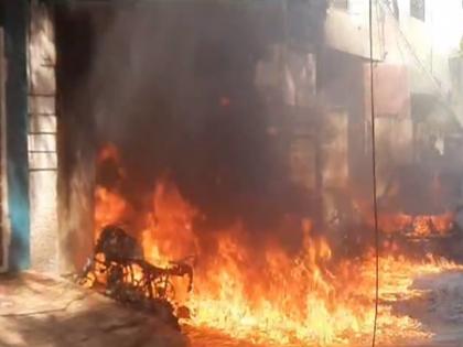 7 killed as major fire breaks out at chemical godown in Hyderabad | 7 killed as major fire breaks out at chemical godown in Hyderabad 7 killed as major fire breaks out at chemical godown in Hyderabad | 7 killed as major fire breaks out at chemical godown in Hyderabad