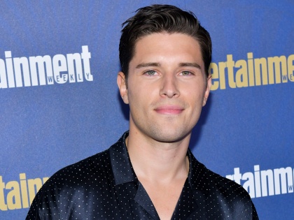 9-1-1 Lone Star actor Ronen Rubinstein comes out as bisexual in a twitter post | 9-1-1 Lone Star actor Ronen Rubinstein comes out as bisexual in a twitter post