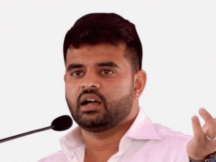 Prajwal Revanna Sex Scandal: JDS MP Who Fled India, To Arrive on May 3rd For Interrogation | Prajwal Revanna Sex Scandal: JDS MP Who Fled India, To Arrive on May 3rd For Interrogation Prajwal Revanna Sex Scandal: JDS MP Who Fled India, To Arrive on May 3rd For Interrogation | Prajwal Revanna Sex Scandal: JDS MP Who Fled India, To Arrive on May 3rd For Interrogation