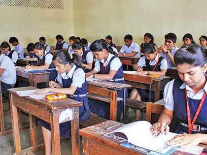 100 private schools in Noida fined Rs. 1 lakh for charging exorbitant fees from students | 100 private schools in Noida fined Rs. 1 lakh for charging exorbitant fees from students