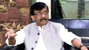 Sanjay Raut says if ruling parties in Maha have courage should file complaint against Eknath Shinde for sunstroke tragedy | Sanjay Raut says if ruling parties in Maha have courage should file complaint against Eknath Shinde for sunstroke tragedy