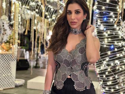 The queen of hosts: Sophie Choudry lights up the Soul Festival at Udaipur with her trademark charm | The queen of hosts: Sophie Choudry lights up the Soul Festival at Udaipur with her trademark charm